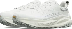 Altra Women's Olympus 6 White/White