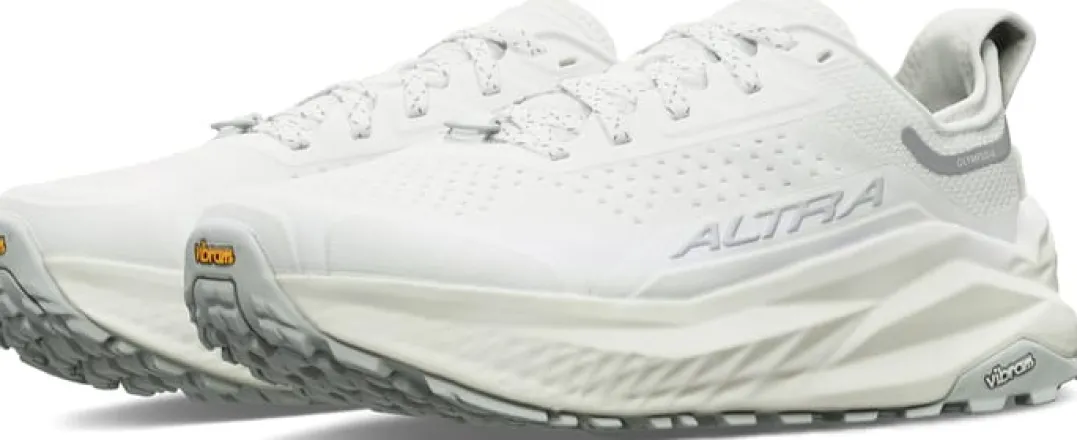 Altra Women's Olympus 6 White/White