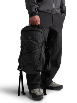 Arc'teryx Aerios 18 Backpack Black