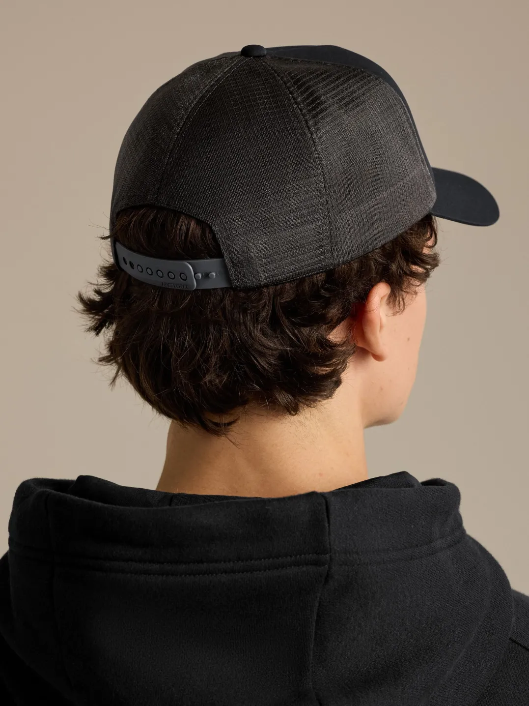 Arc'teryx Bird Trucker Hat Black/Cloud