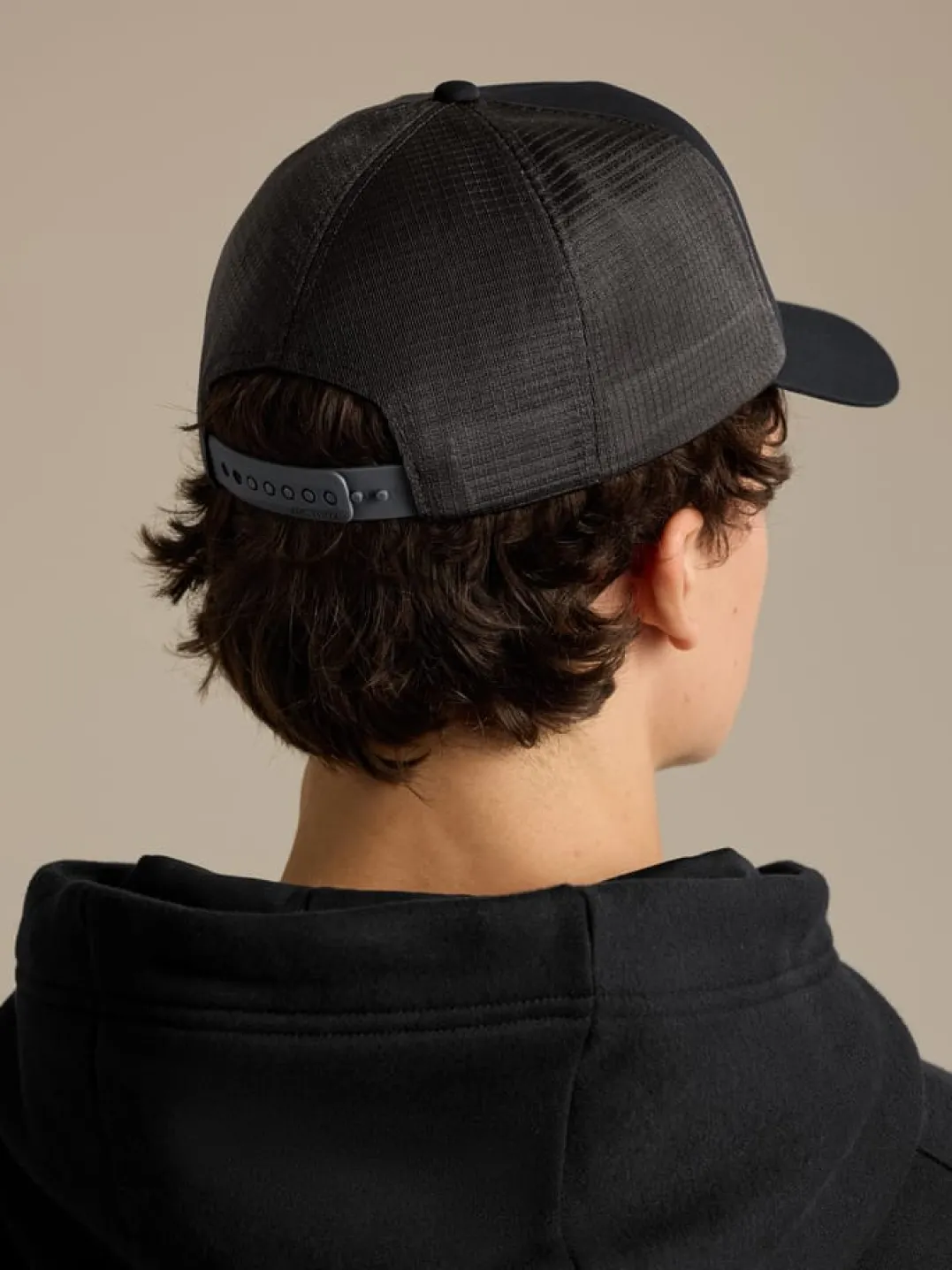 Arc'teryx Bird Trucker Hat Black/Cloud