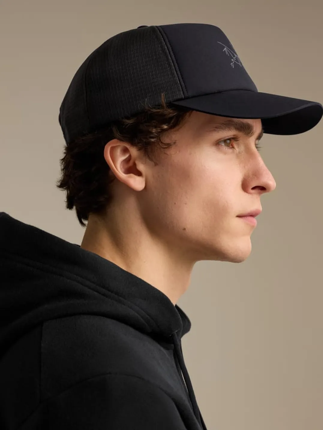 Arc'teryx Bird Trucker Hat Black/Cloud