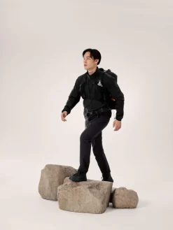 Arc'teryx Men's Atom Jacket Black