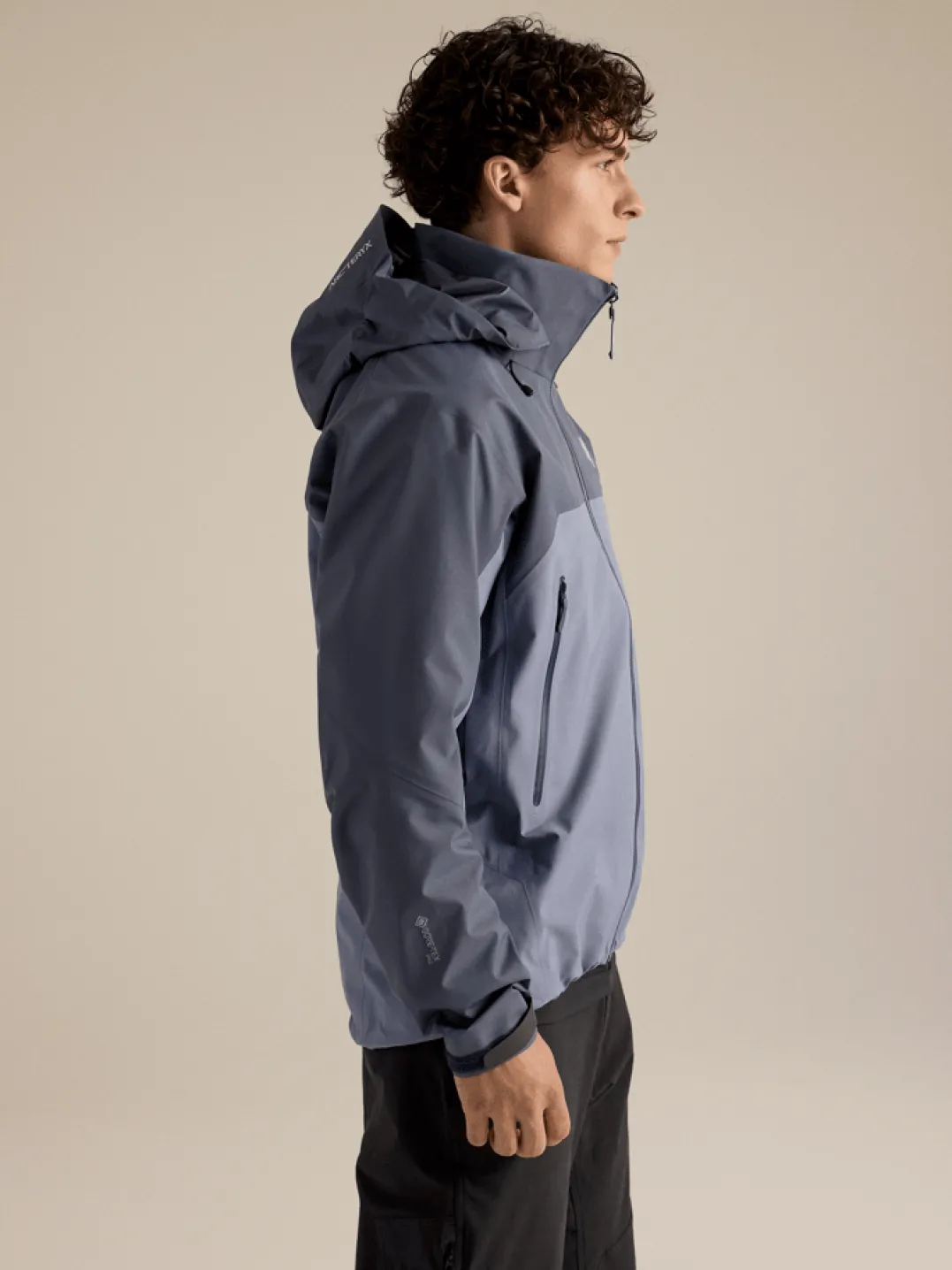 Arc'teryx Men's Beta AR Jacket Dk Stratus/Stratus