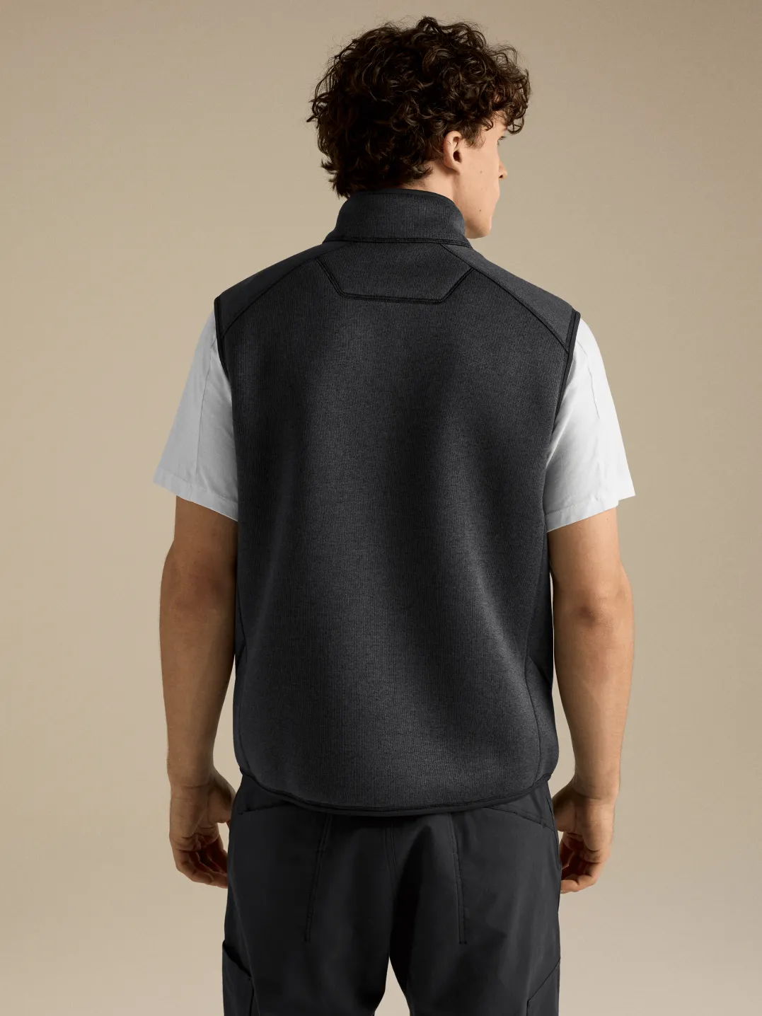 Arc'teryx Men's Covert Vest Black Heather