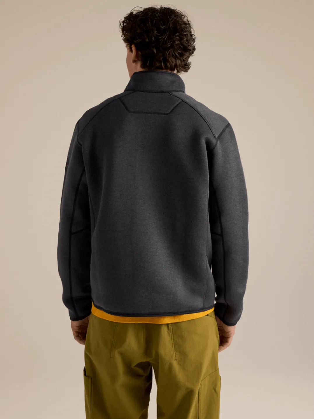 Arc'teryx Men's Covert 1/2 Zip Neck Black Heather