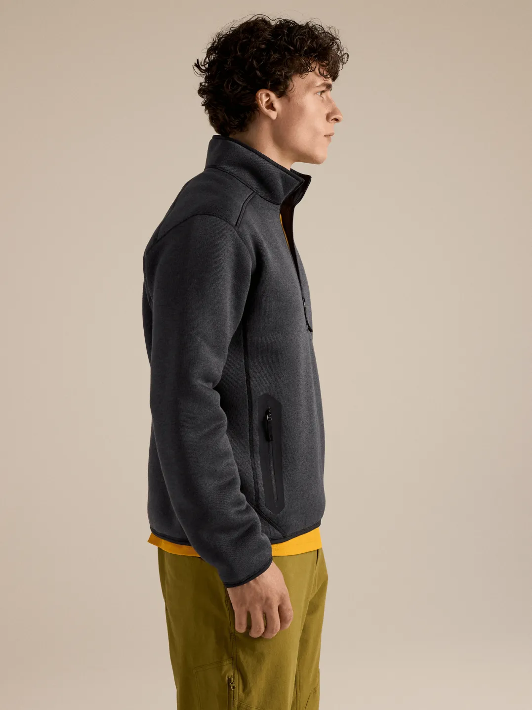 Arc'teryx Men's Covert 1/2 Zip Neck Black Heather