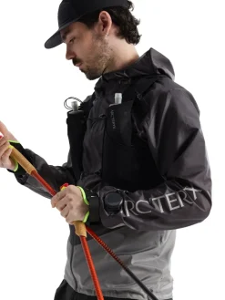 Arc'teryx Norvan Windshell Hoody M Cloud / Void