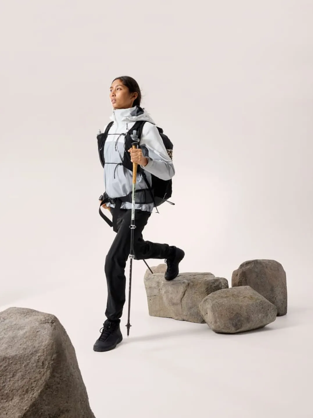 Arc'teryx Women's Beta AR Jacket Arctic Silk / Solitude Ii
