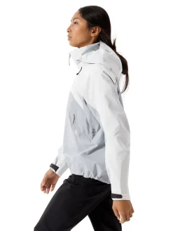 Arc'teryx Women's Beta AR Jacket Arctic Silk / Solitude Ii