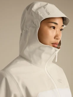 Arc'teryx Women's Beta Jacket Sea Salt/Arctic Silk
