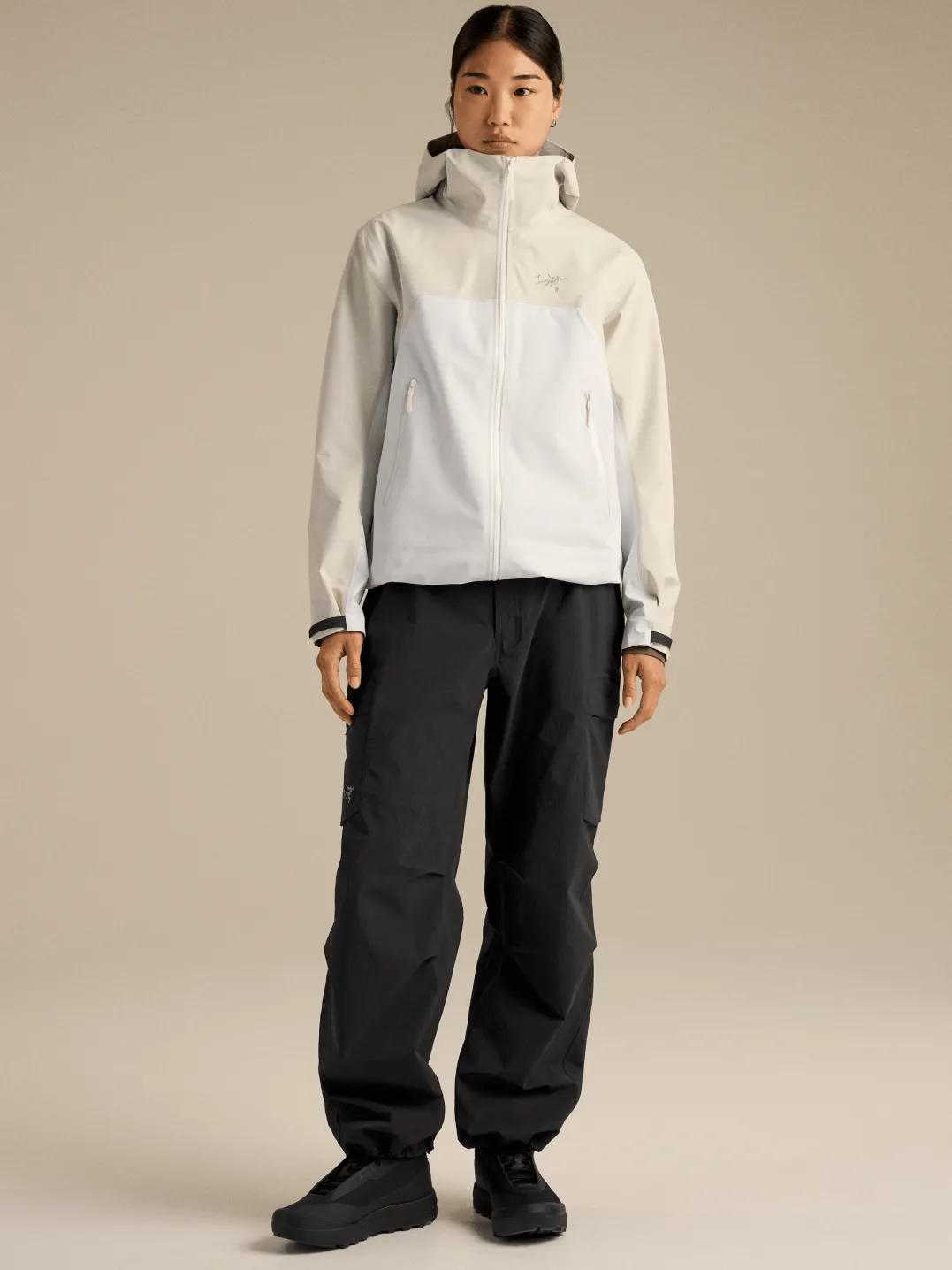 Arc'teryx Women's Beta Jacket Sea Salt/Arctic Silk