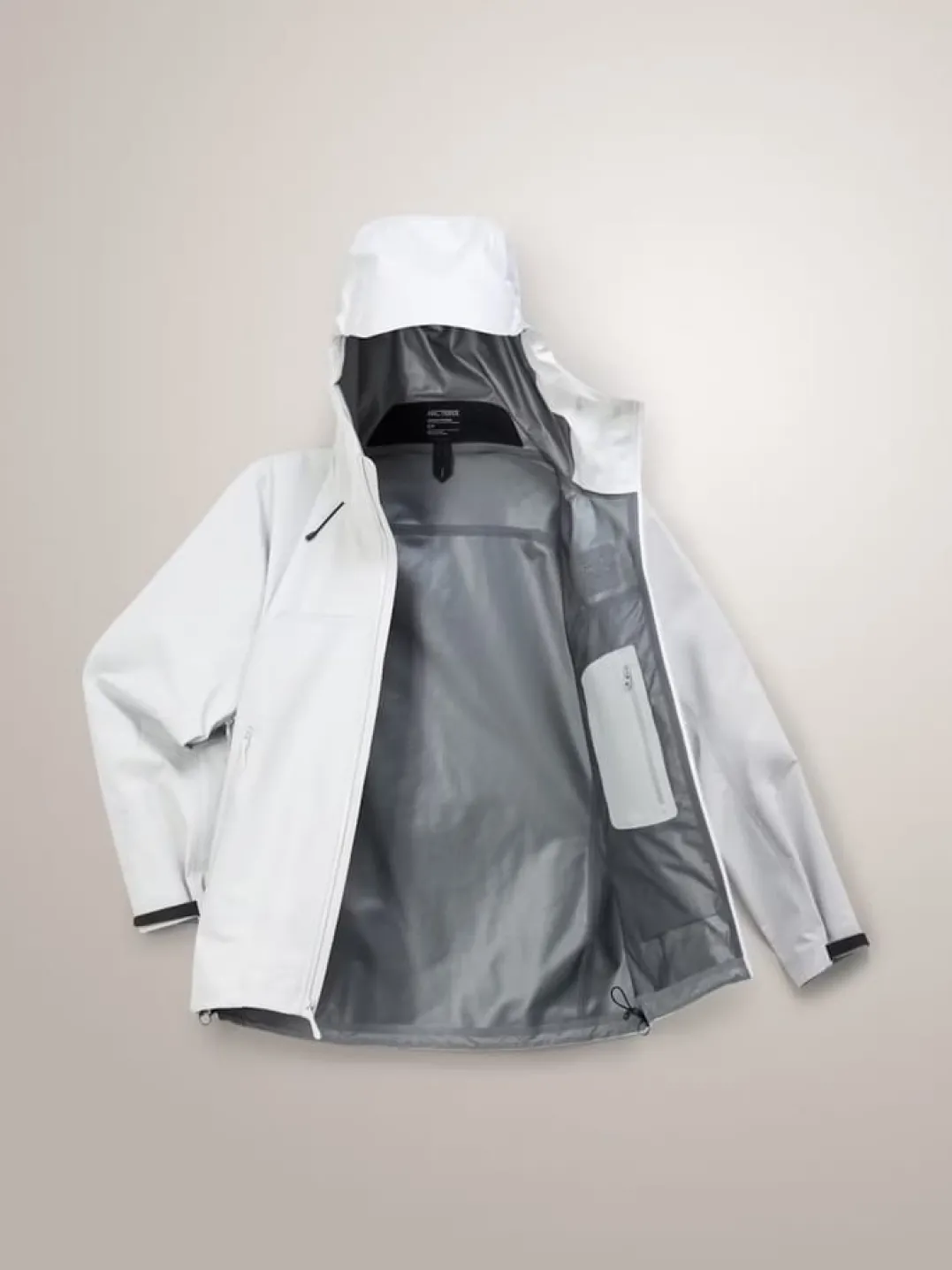 Arc'teryx Women's Beta SL Jacket Solitude