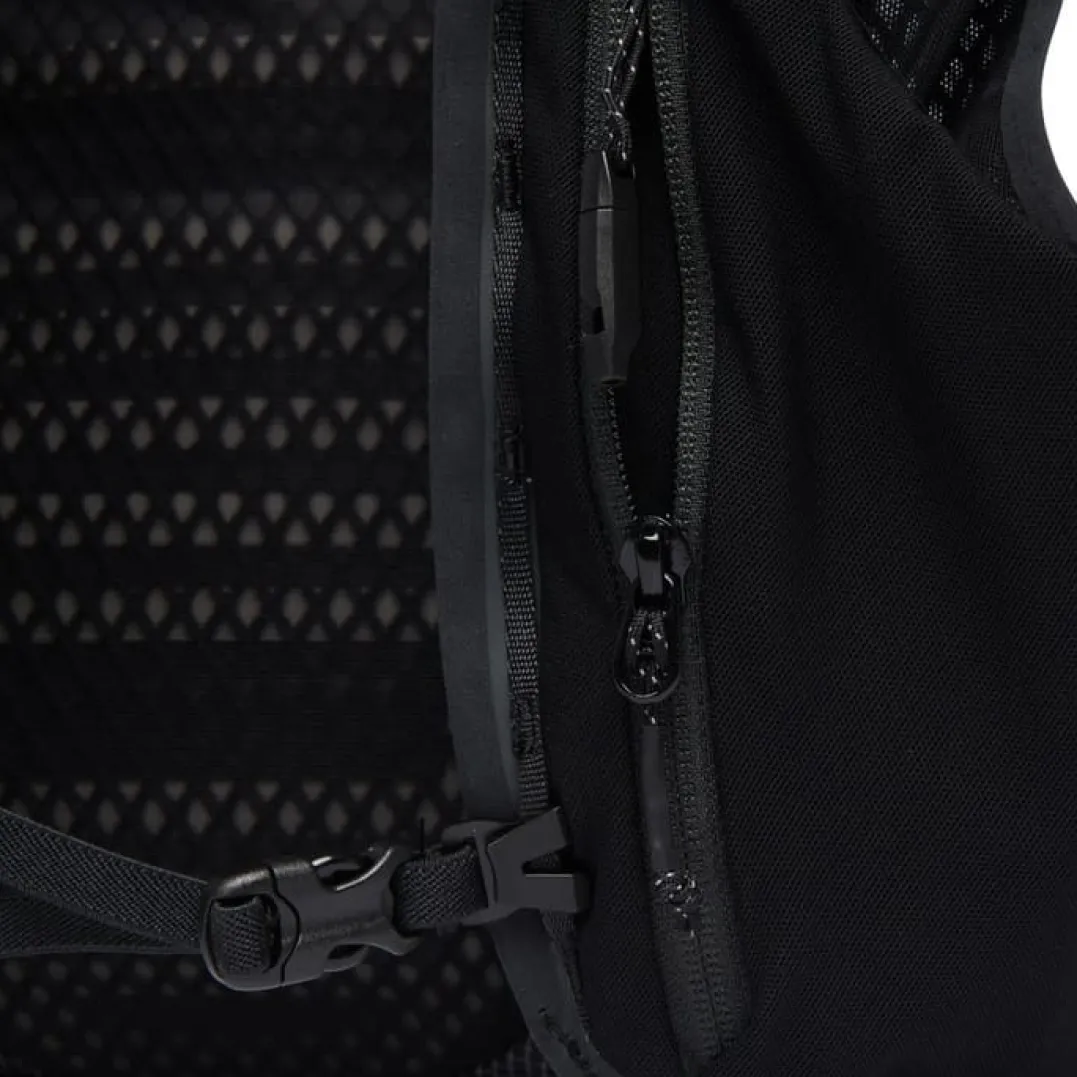 Black Diamond Distance 8 Backpack Black