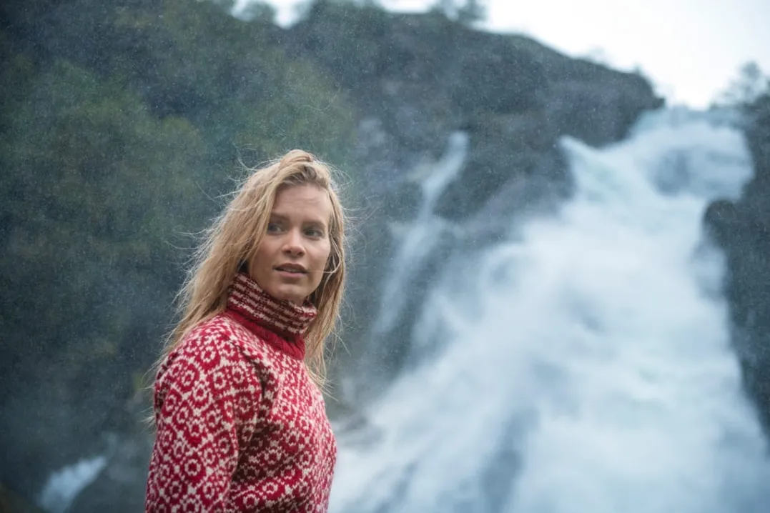 Devold Unisex Svalbard Sweater High Neck Olive/Offwhite