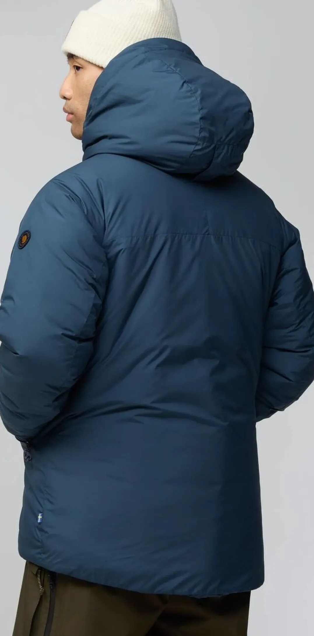 Fjällräven Bergtagen 130 Insulation Jkt M Black-deep Forest