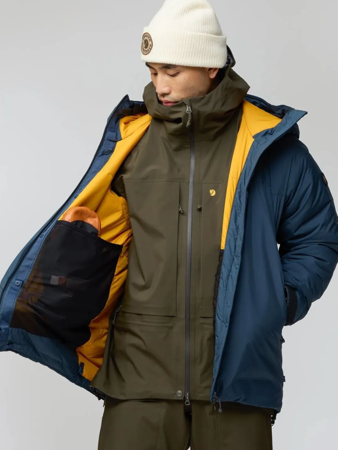 Fjällräven Bergtagen 130 Insulation Jkt M Black-deep Forest