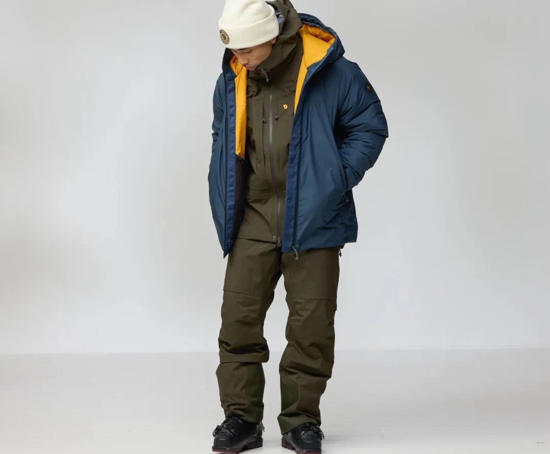 Fjällräven Bergtagen 130 Insulation Jkt M Black-deep Forest