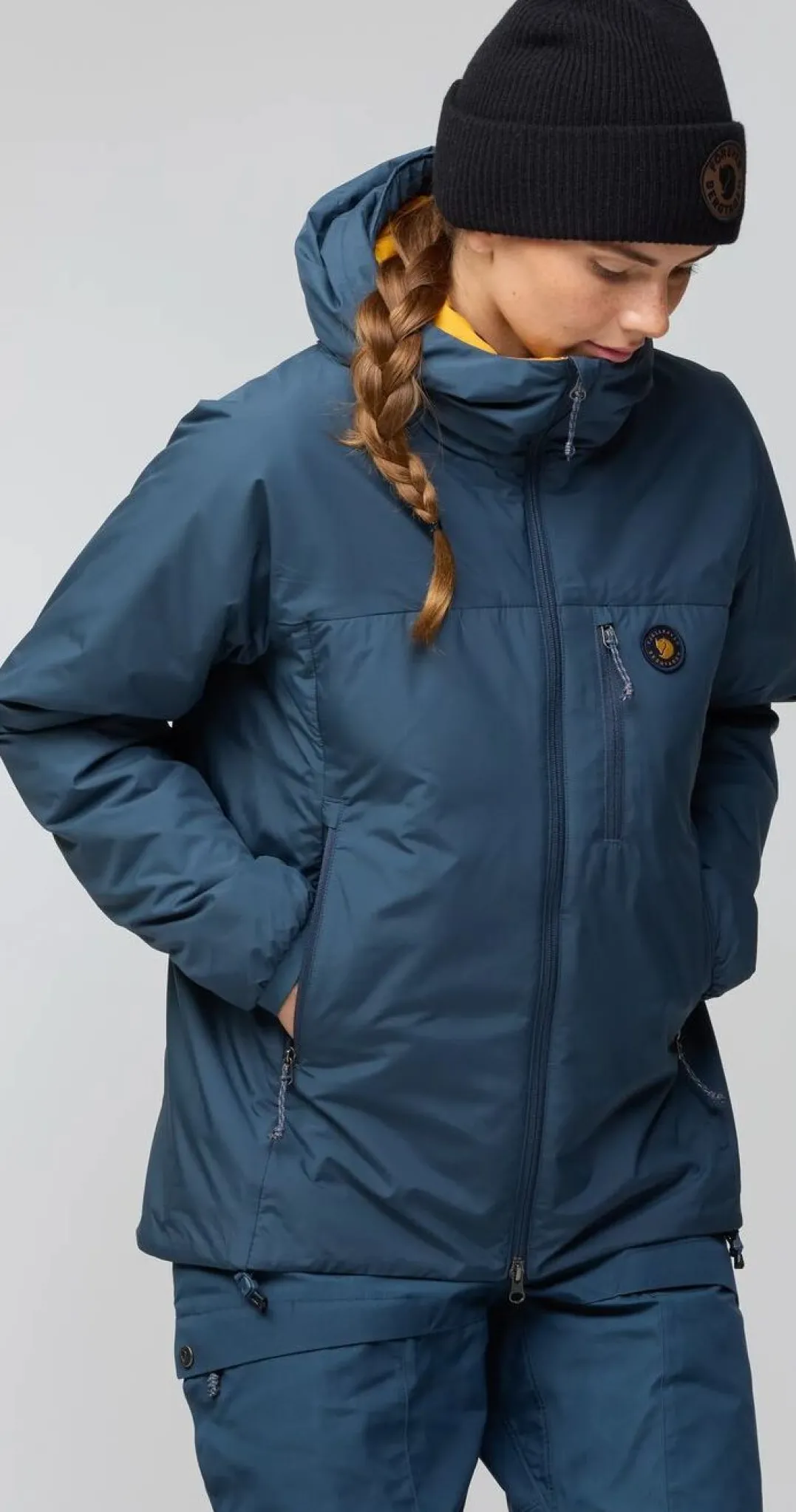 Fjällräven Bergtagen 60 Insulation Jkt W Black-deep Forest