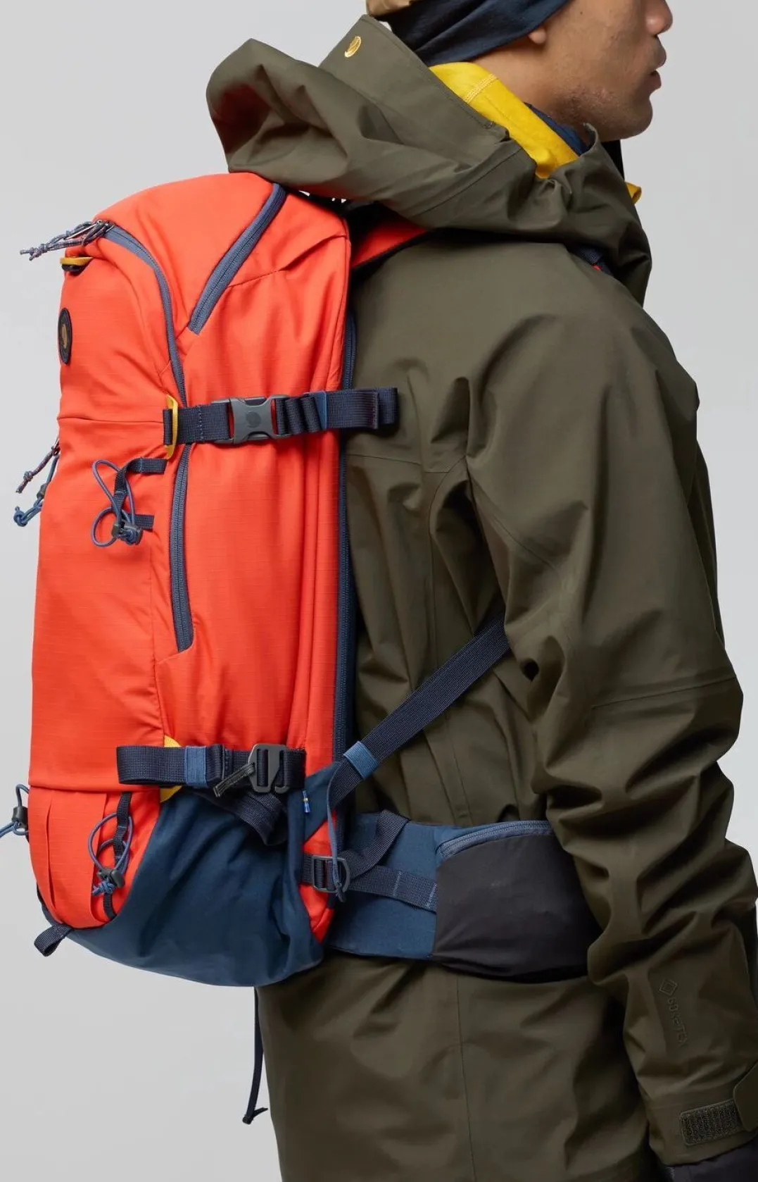Fjällräven Bergtagen Touring 30 M/L Flame Orange-mountain Blue