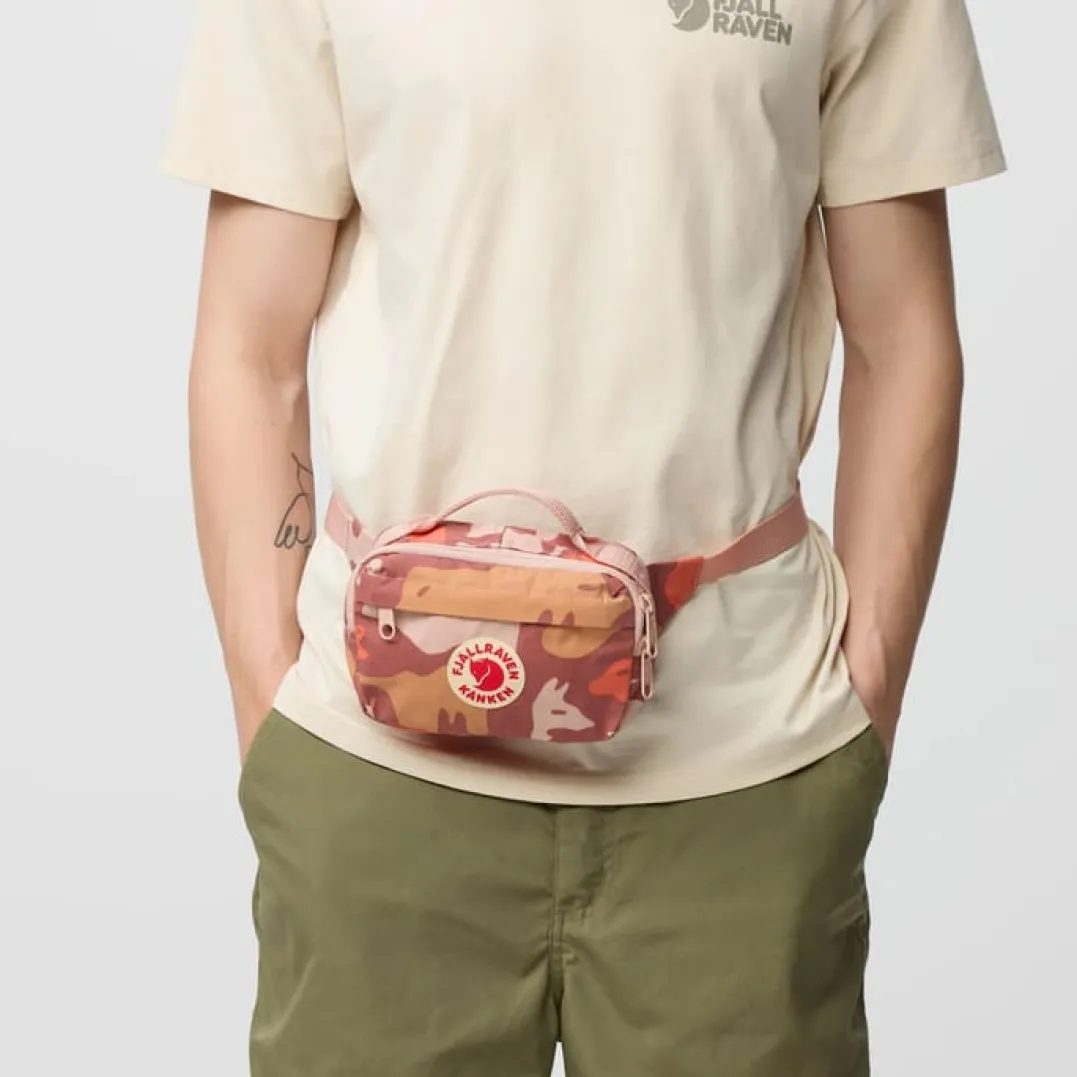 Fjällräven Kånken Graphics Hip Pack Nimbus Blue-hidden Animals