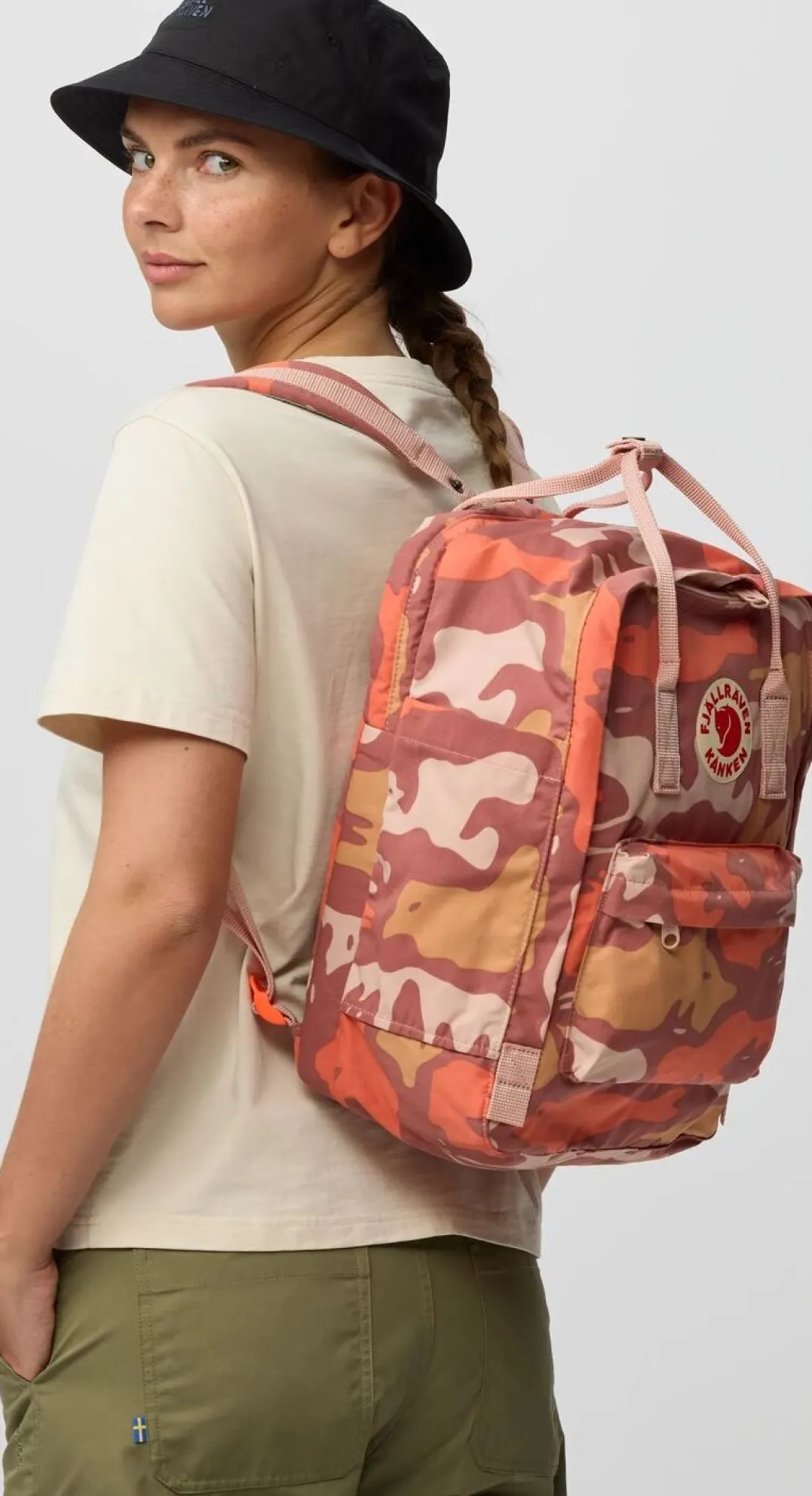 Fjällräven Kånken Graphics Laptop 15 Chalkrose-hidden Animals