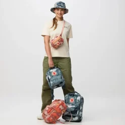 Fjällräven Kånken Graphics Mini Chalkrose-hidden Animals