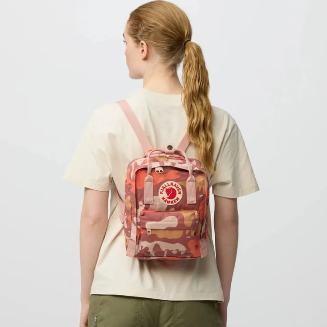 Fjällräven Kånken Graphics Mini Nimbus Blue-hidden Animals