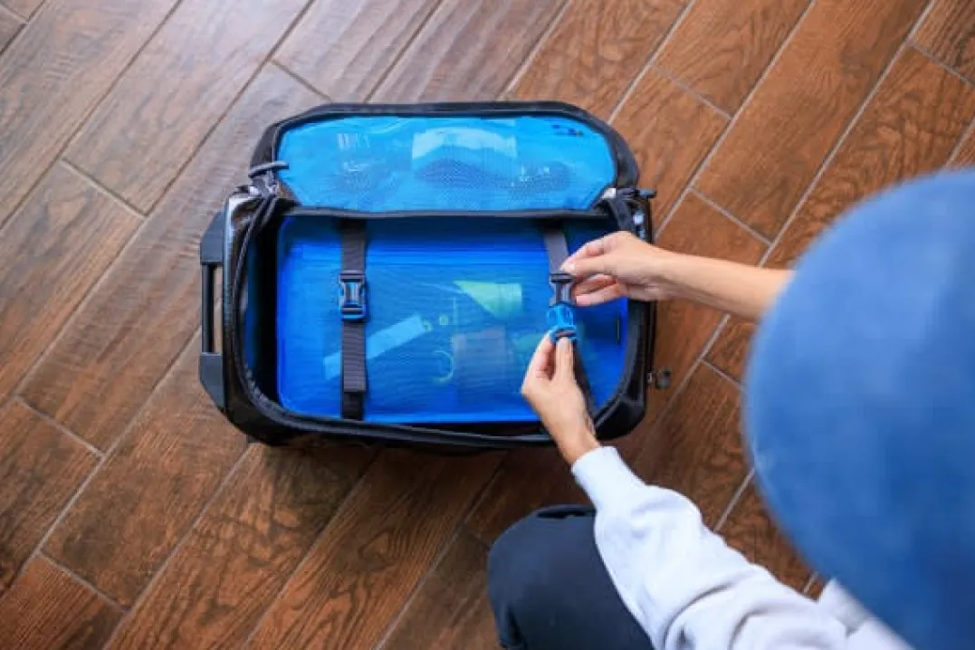Gregory Alpaca Wheeled Duffel 40l Obsidian Black