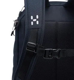 Haglöfs Corker Large 24L True Black