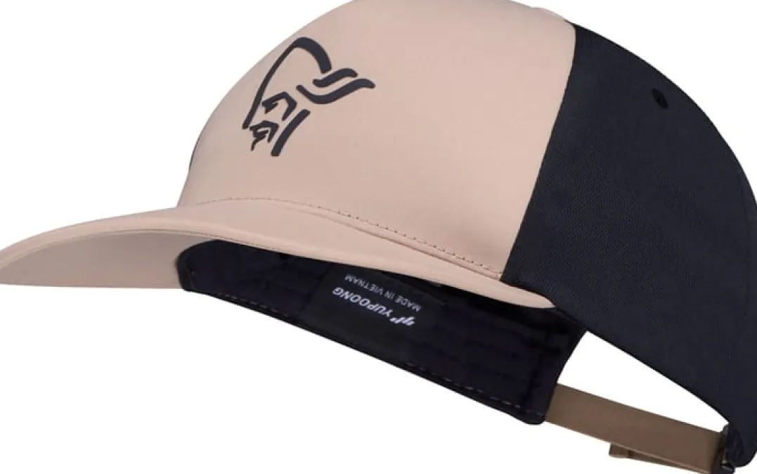 .he{margin-bottom:16px}Norrøna /29 Trucker Tech Cap Winter Twig