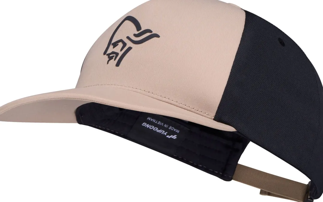 .he{margin-bottom:16px}Norrøna /29 Trucker Tech Cap Winter Twig