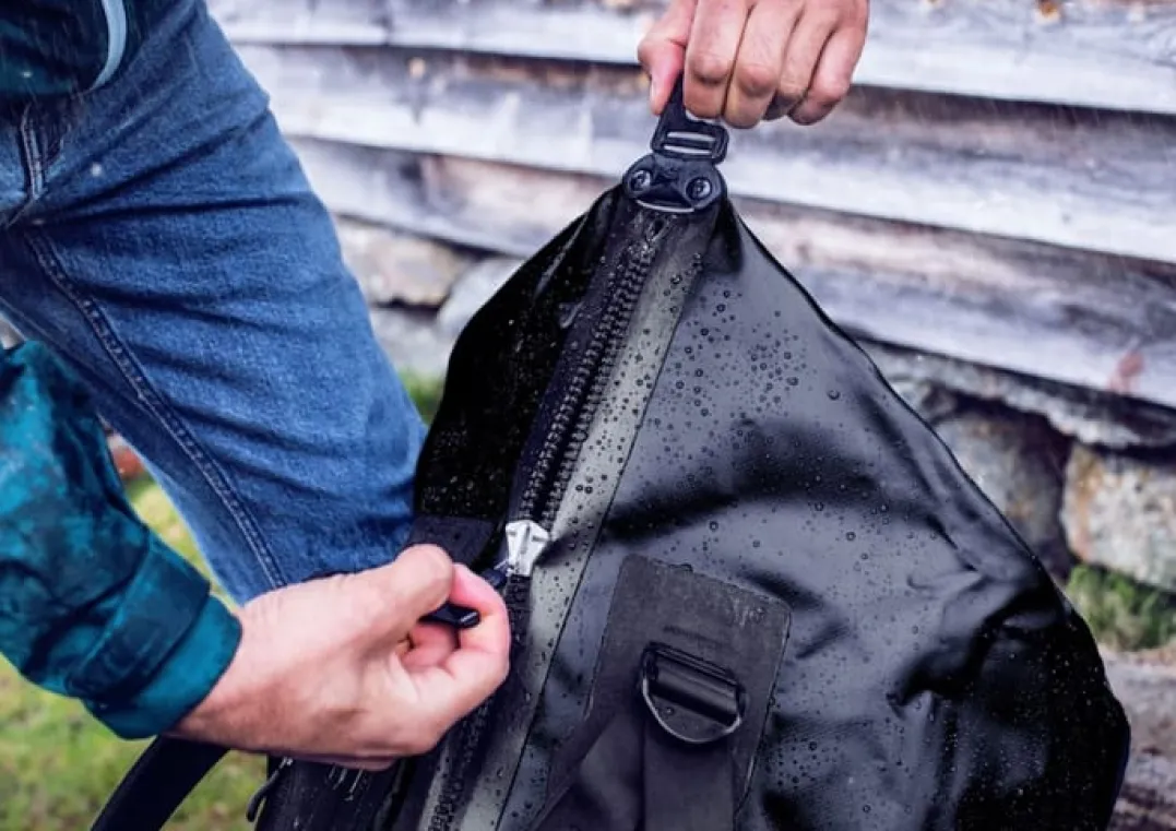 .he{margin-bottom:16px}Ortlieb Duffle 110 black
