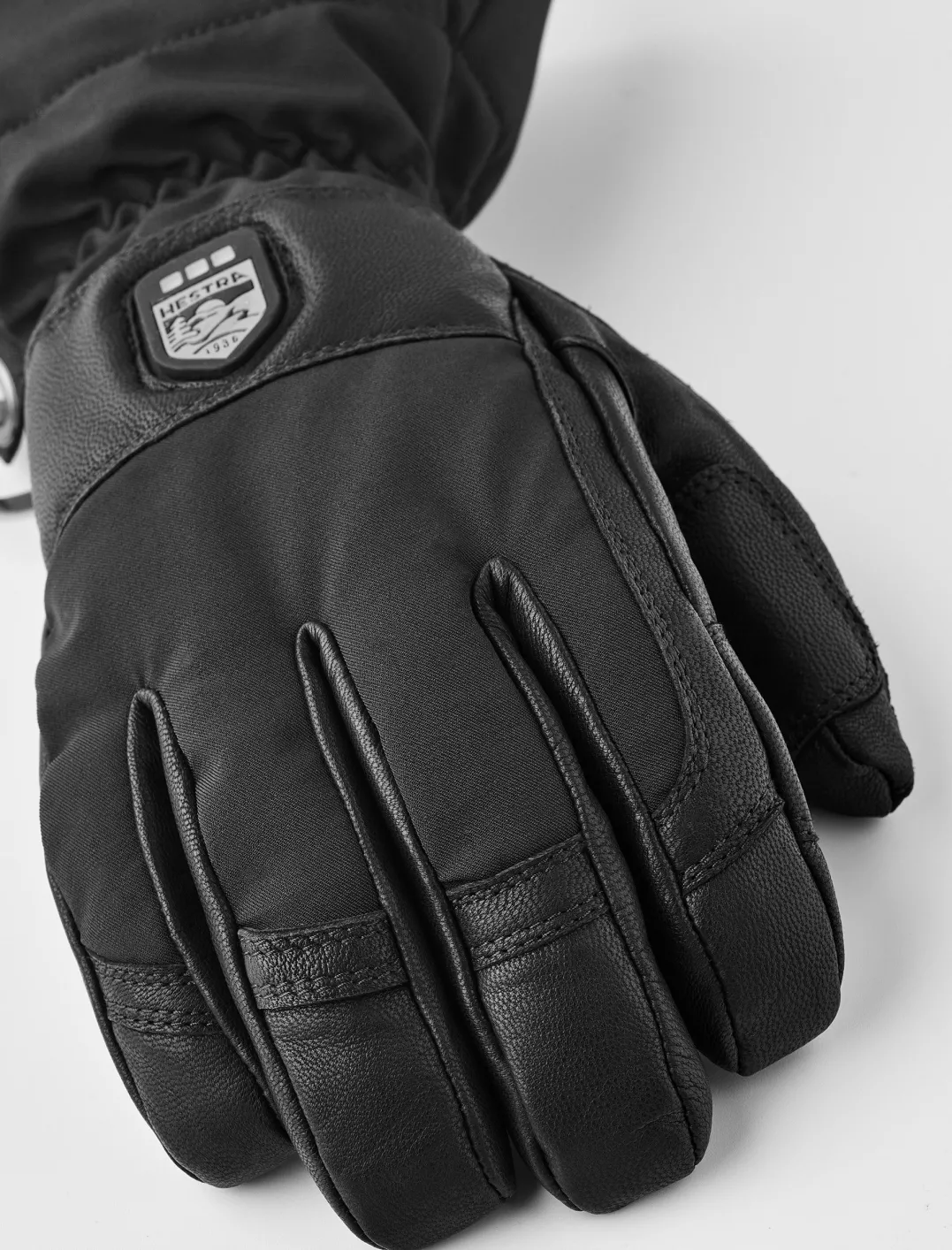 Hestra Heater Gauntlet - 5 Finger Black/Black