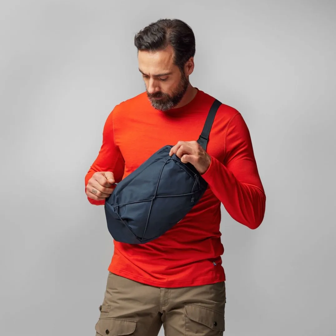 .hj{margin-bottom:16px}Fjällräven Abisko Trek 65 M/L Navy