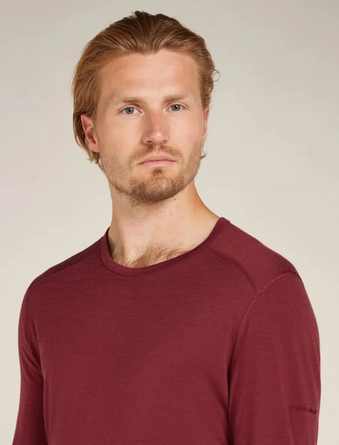 .hv{margin-bottom:16px}Icebreaker Men's 200 Oasis Long Sleeve Crewe Port