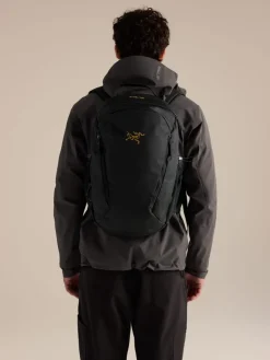 .ia{margin-bottom:16px}Arc'teryx Mantis 26 Backpack Black
