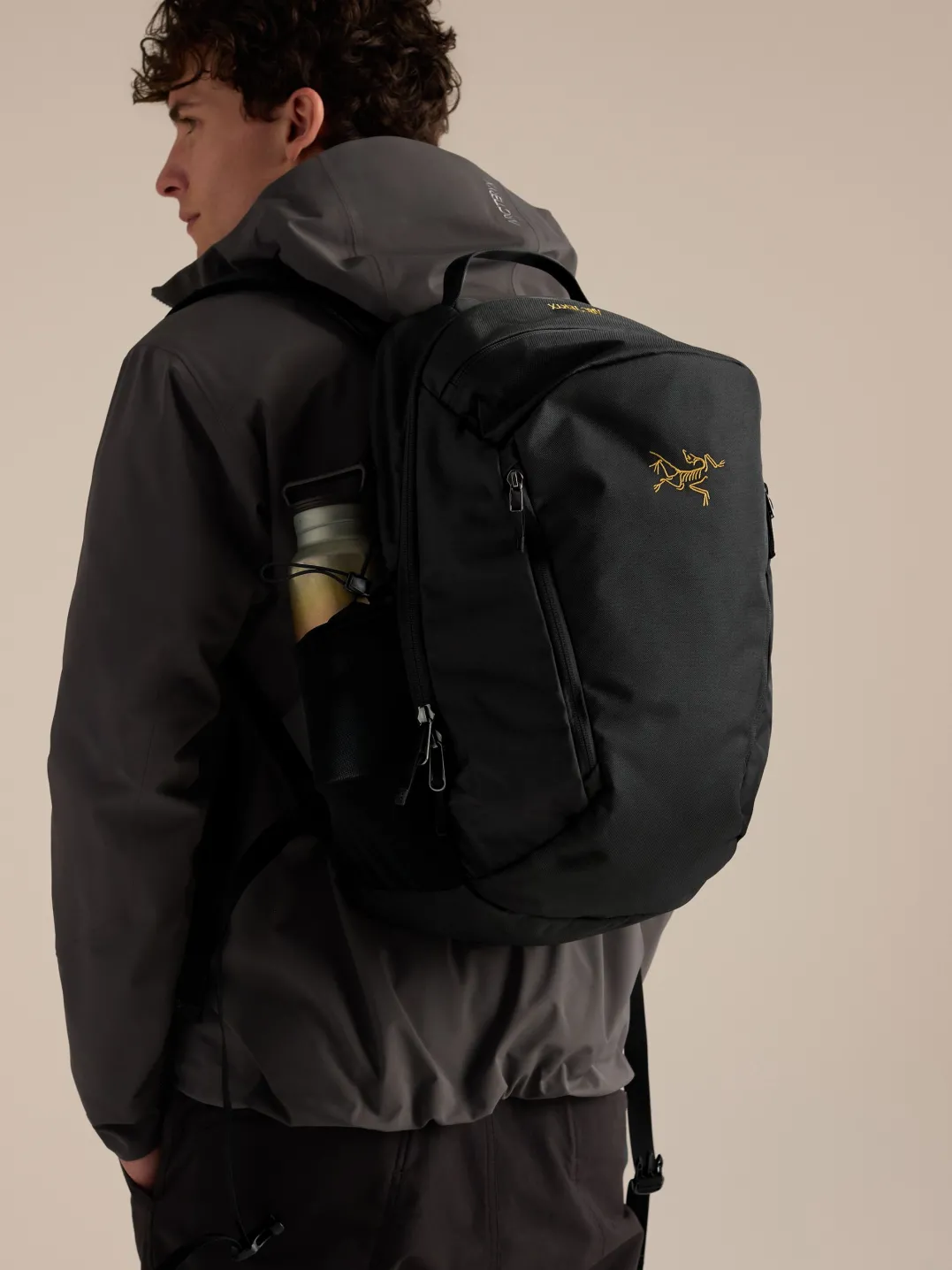 .ia{margin-bottom:16px}Arc'teryx Mantis 26 Backpack Black