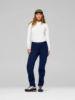 .ic{margin-bottom:16px}Norrøna Women's Femund Cotton Flex1 Light Pants Navy Blazer