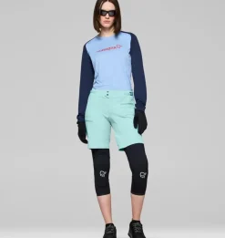 .i9{margin-bottom:16px}Norrøna Women's Fjørå Flex1 Light Shorts Aqua Haze