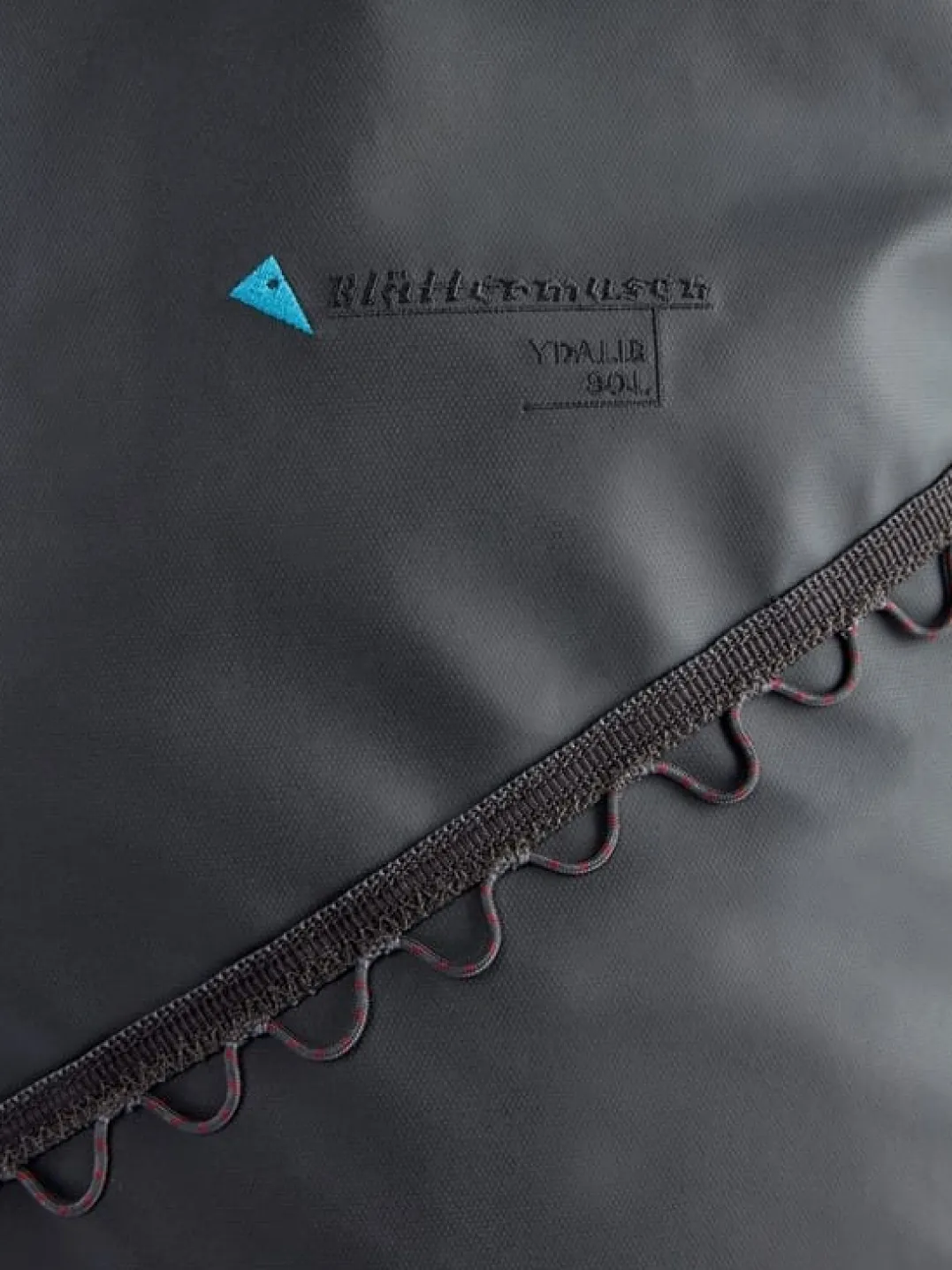 Klättermusen Ydalir Duffelbag 80L Raven