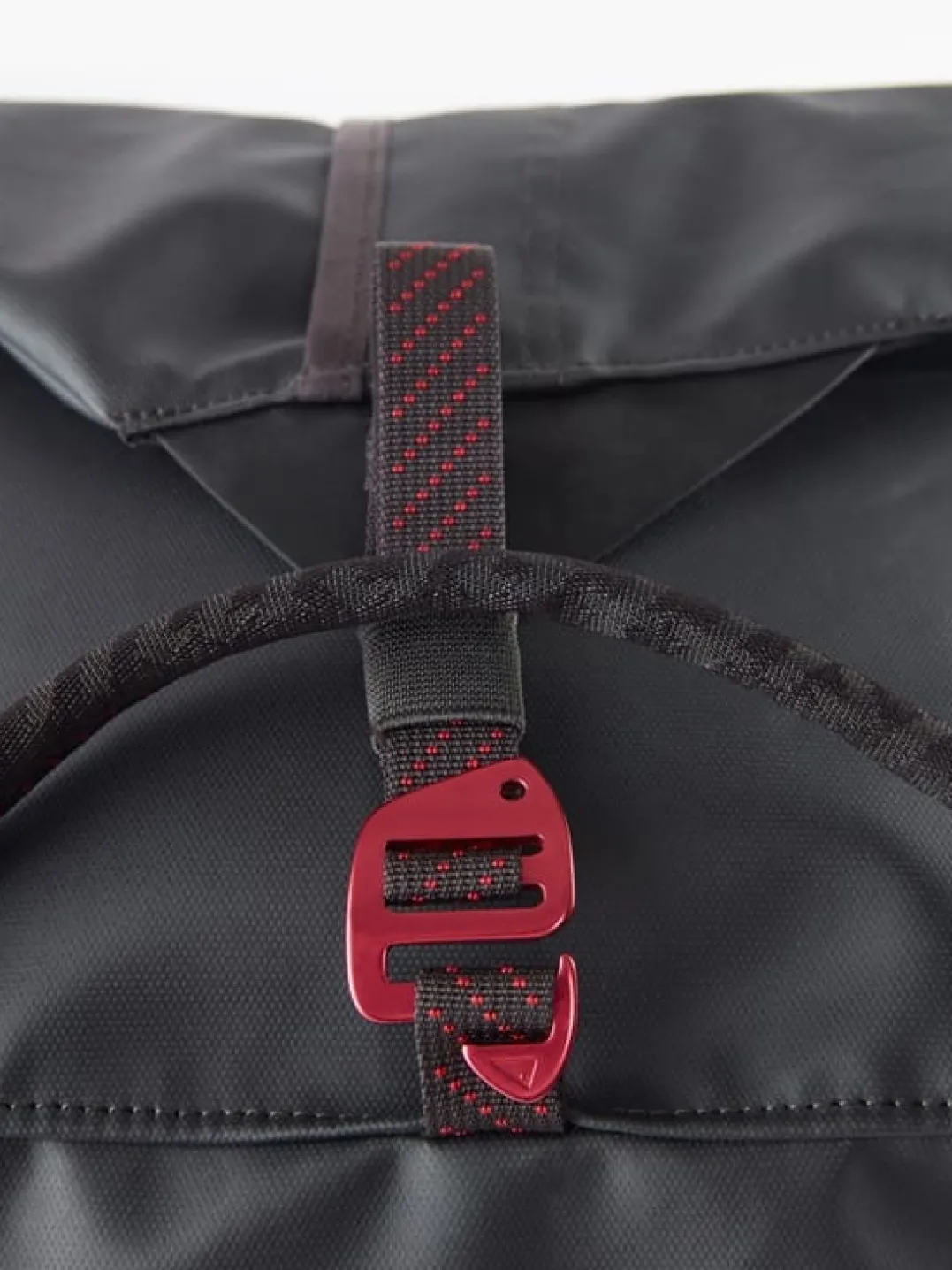 Klättermusen Ydalir Duffelbag 80L Raven