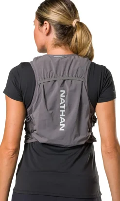 Nathan Wm'S Pinnacle Breeze 4l Charcoal/surf Spray