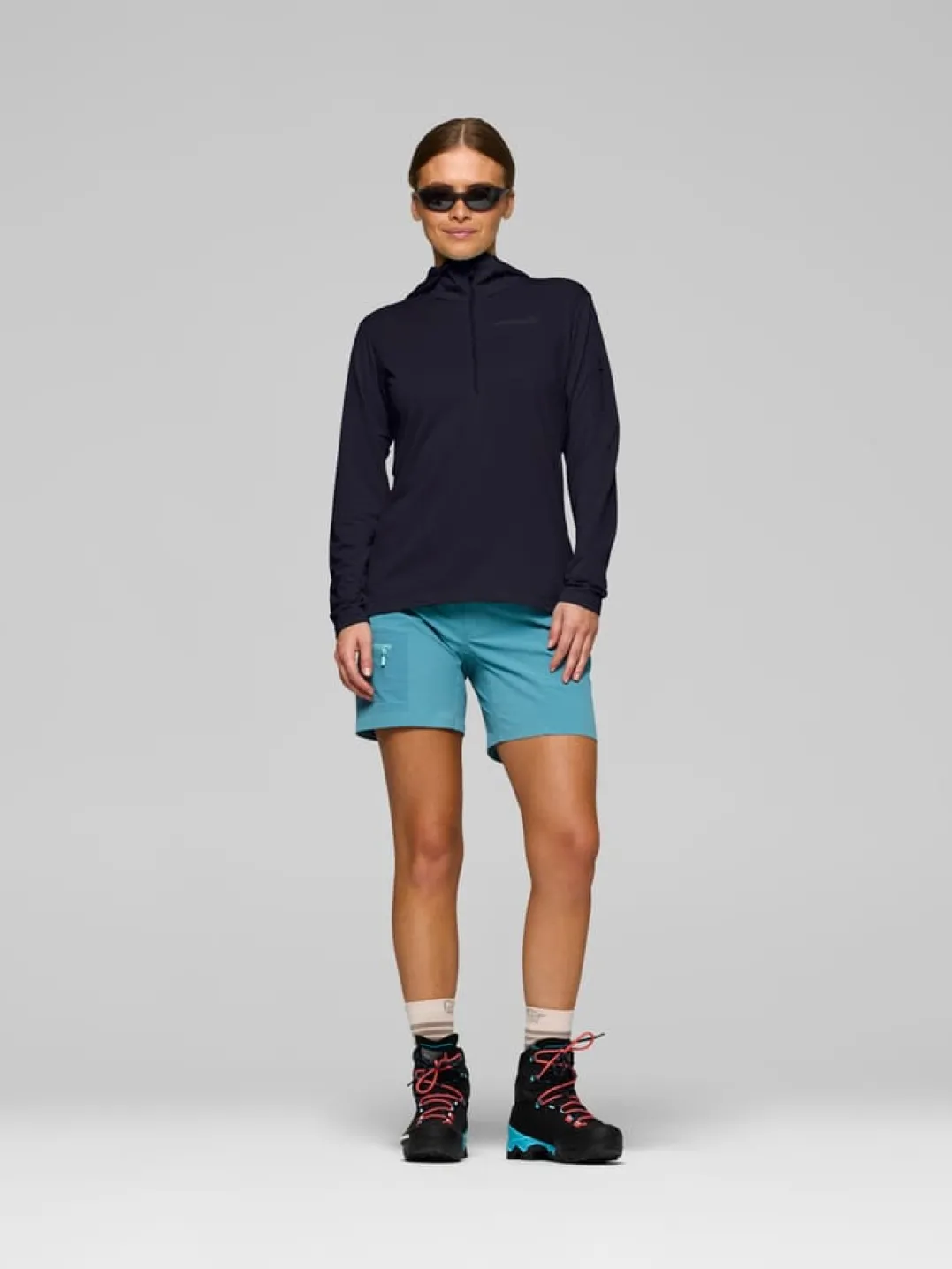 Norrøna Falketind Warm1 Hood W'S Caviar Black