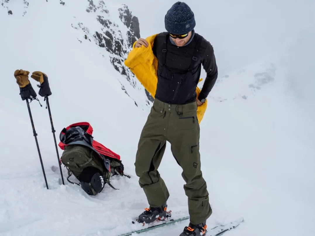 Norrøna Men's Ski/Snowboard Bib Caviar