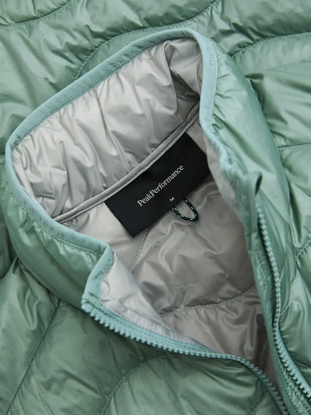 Peak Performance M Helium Utility Down Vest Green Valley
