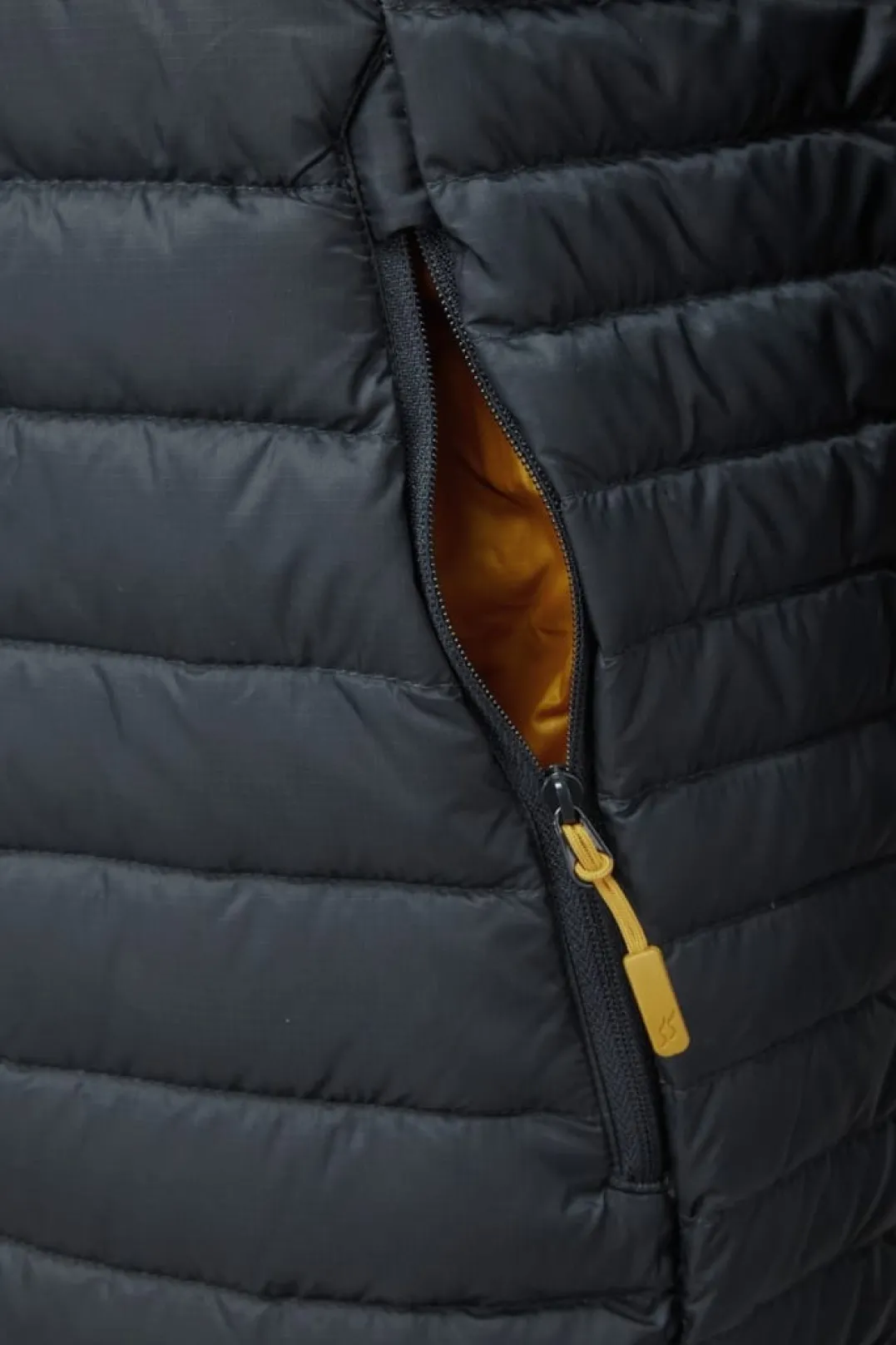 Rab Men's Microlight Down Jacket Beluga