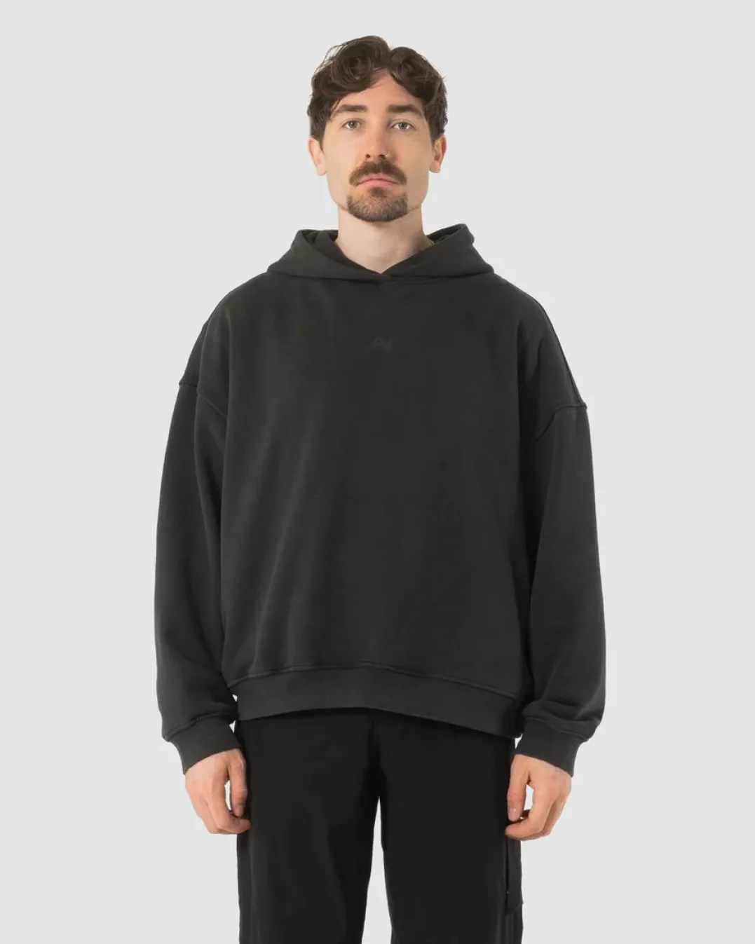 Rúngne Project Hoodie Pirate Black