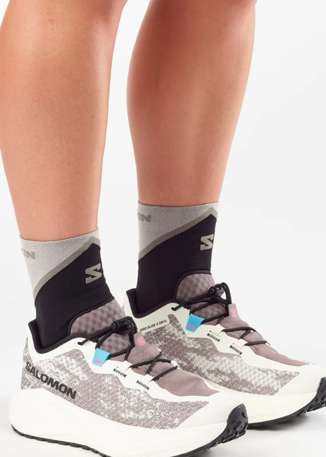 Salomon Women's Aero Glide 4 Grvl Vanilla Ice/Black/Iron