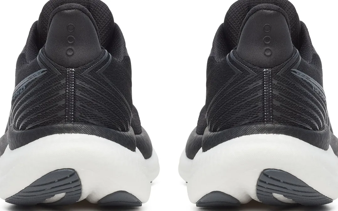 Saucony Men's Triumph 23 Black/white